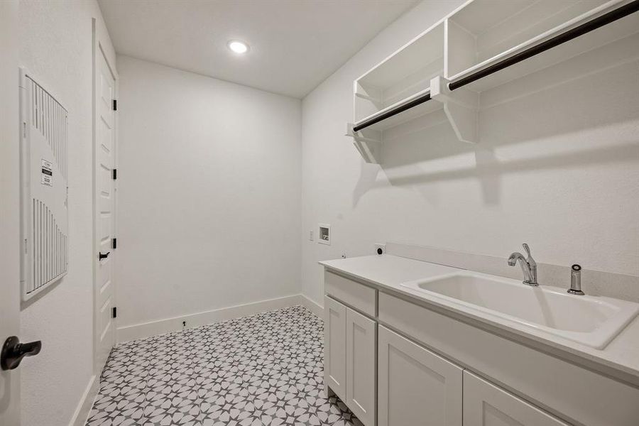 Furnished interior view inside a new home in Rolling Creek Ranch, Aledo (Image 17).