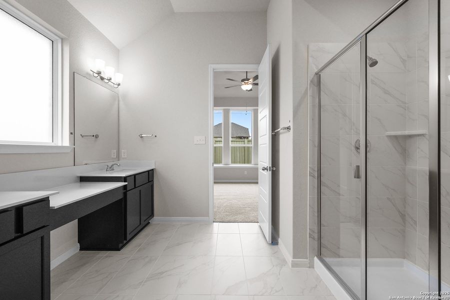 Furnished interior view inside a new home in Foxbrook, Cibolo (Image 13). Furnished interior view inside a new home in Foxbrook, Cibolo (Image 13).