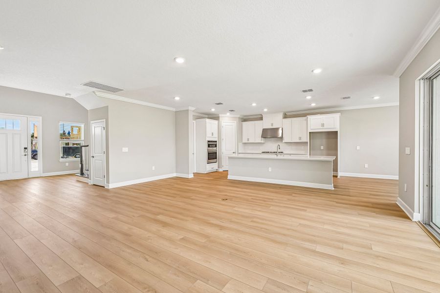 Spacious, unfurnished interior of a new home in Firethorn, Parrish (Image 12).