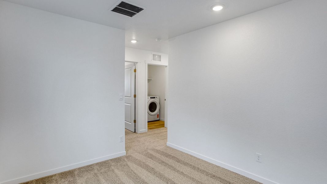 Spacious, unfurnished interior of a new home in Tailholt, Severance (Image 17).