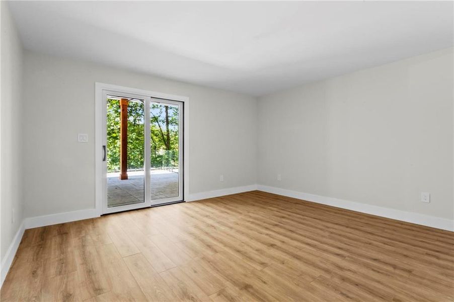 Spacious, unfurnished interior of a new home in , Marietta (Image 47).