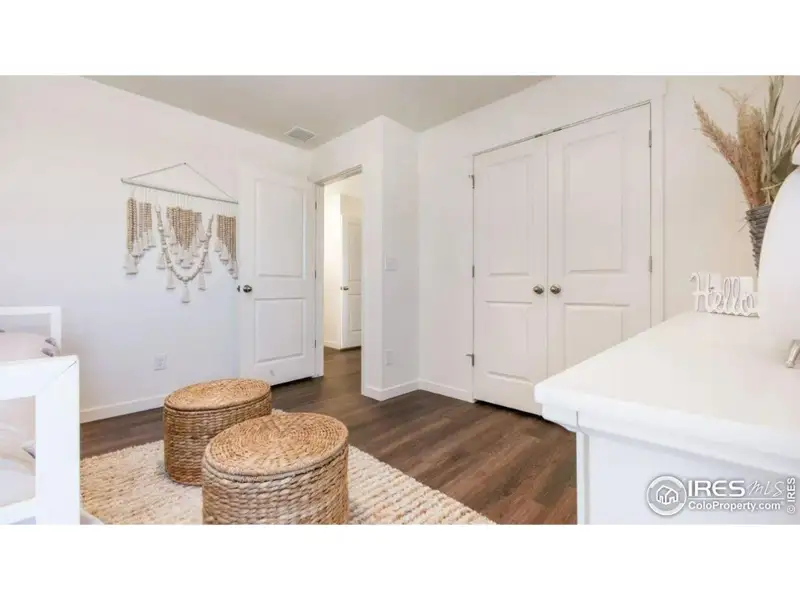 Furnished interior view inside a new home in Lakeside Canyon, Mead (Image 7).