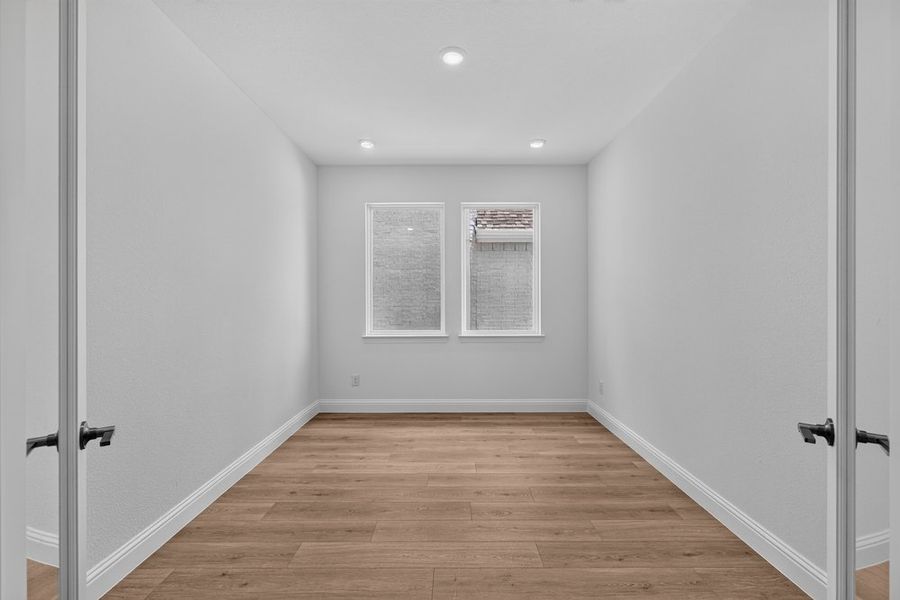 Spacious, unfurnished interior of a new home in Highland Lakes, McKinney (Image 27). Spacious, unfurnished interior of a new home in Highland Lakes, McKinney (Image 27).