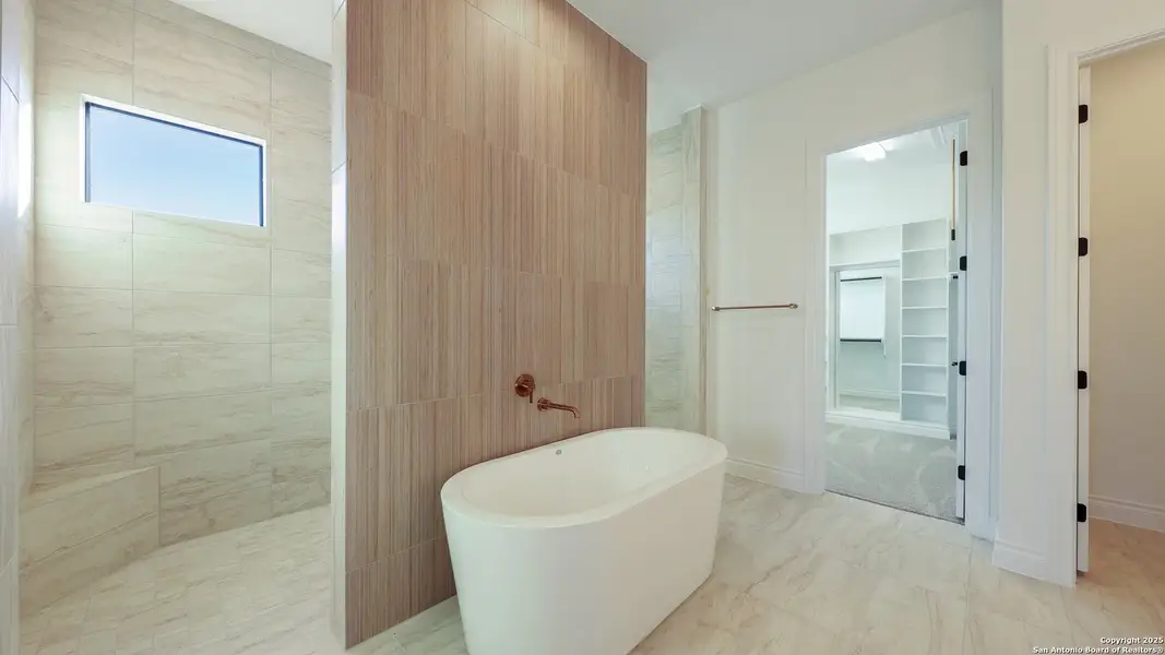 Furnished interior view inside a new home in , New Braunfels (Image 11).