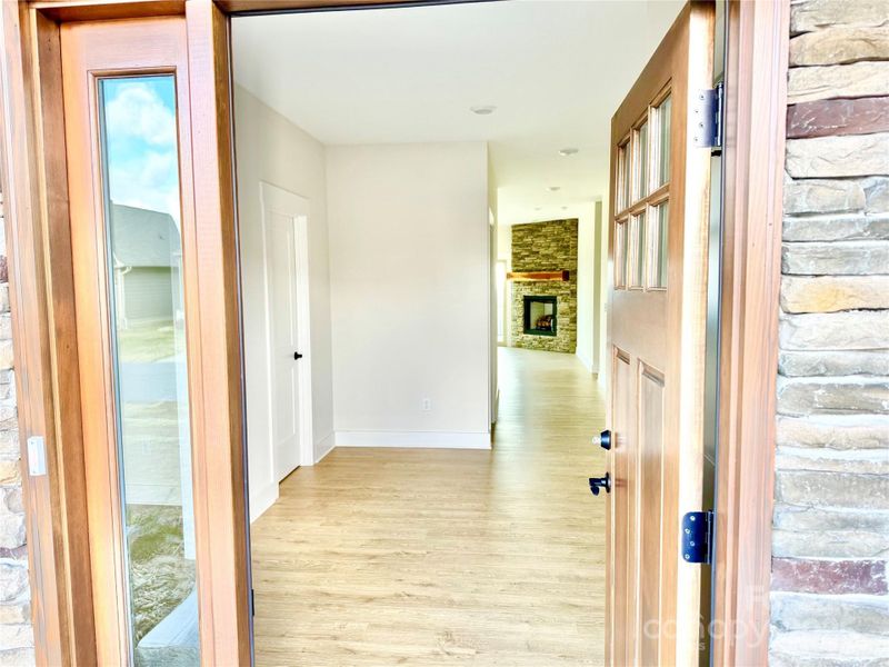 Spacious, unfurnished interior of a new home in , Lenoir (Image 17).