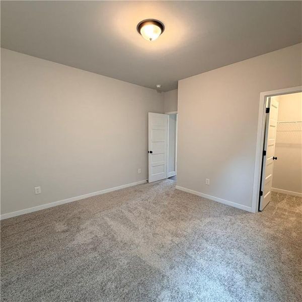 Spacious, unfurnished interior of a new home in Fowler Farms, Auburn (Image 12).