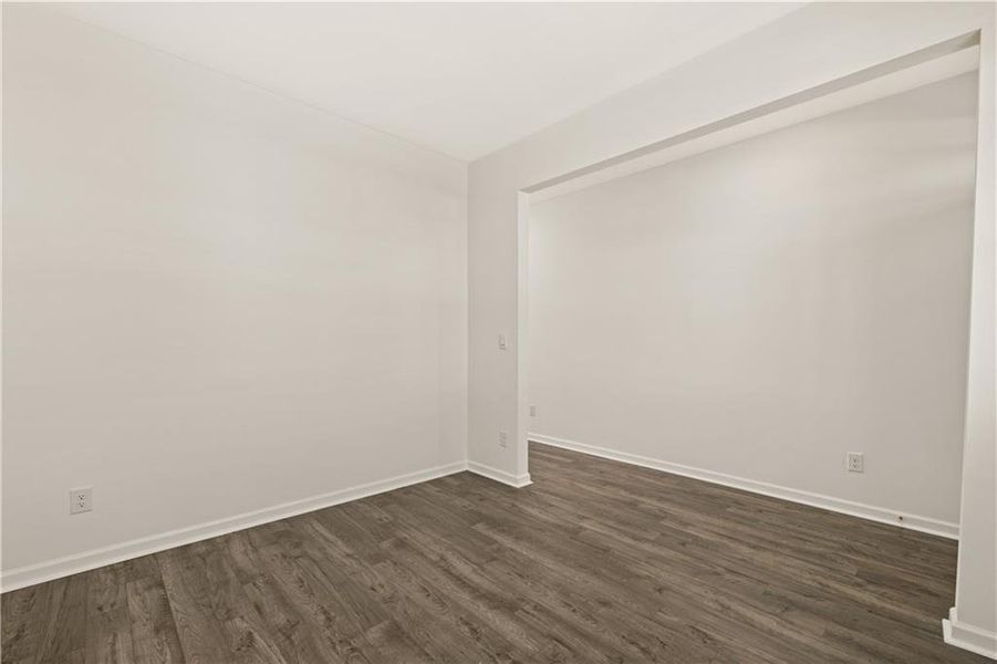 Spacious, unfurnished interior of a new home in Twin Lakes, Hoschton (Image 12).