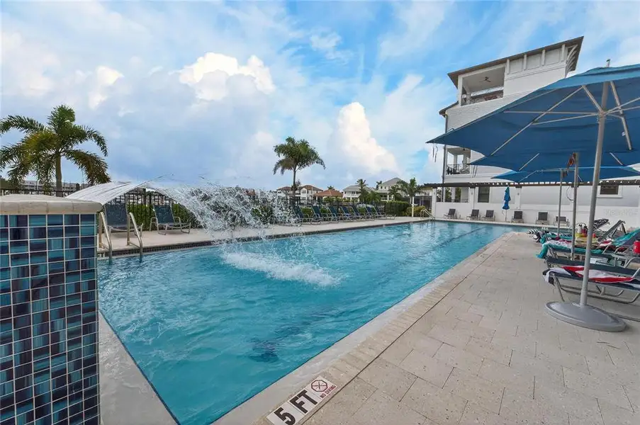 Image 84 of a home in SouthShore Yacht Club.