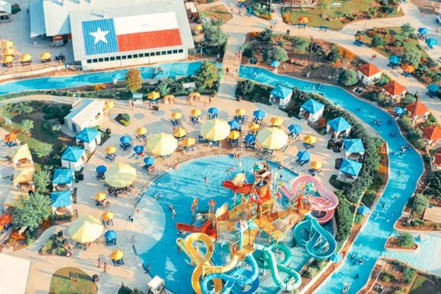 Community photo Community photo