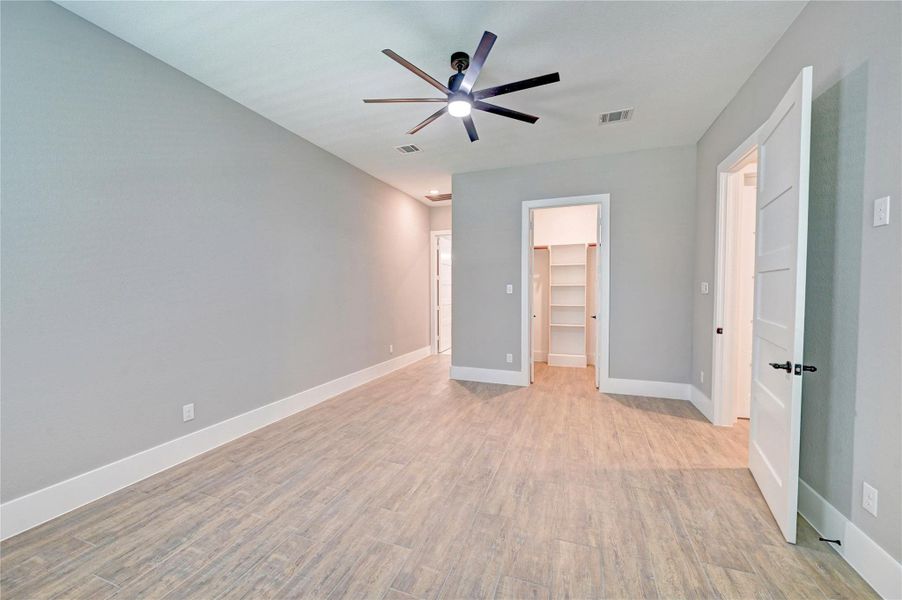 Spacious, unfurnished interior of a new home in , Montgomery (Image 33).