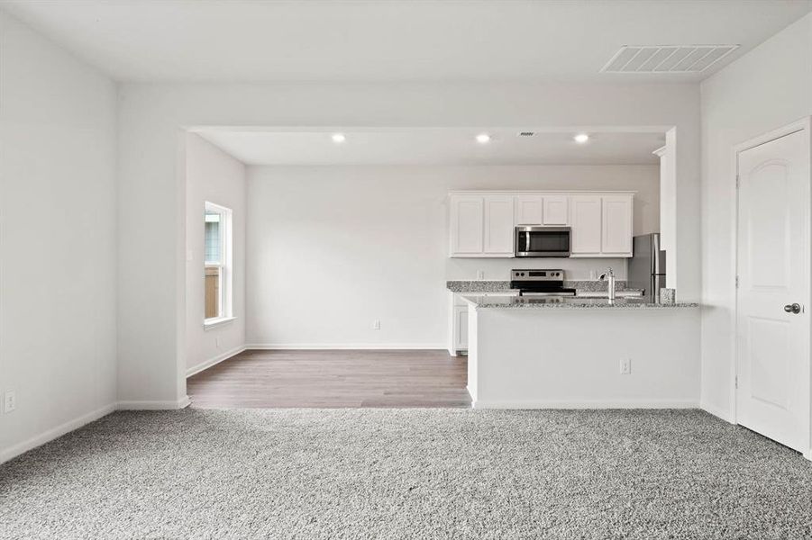 Spacious, unfurnished interior of a new home in Delano Estates, Greenville (Image 3).
