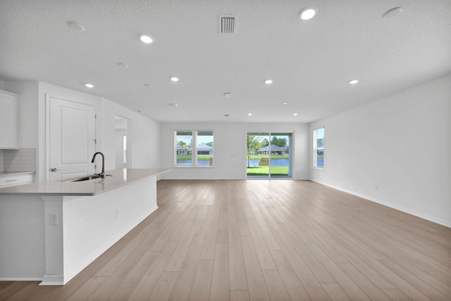 Spacious, unfurnished interior of a new home in Fiddler's Cove, Kingsland (Image 12). Spacious, unfurnished interior of a new home in Fiddler's Cove, Kingsland (Image 12).