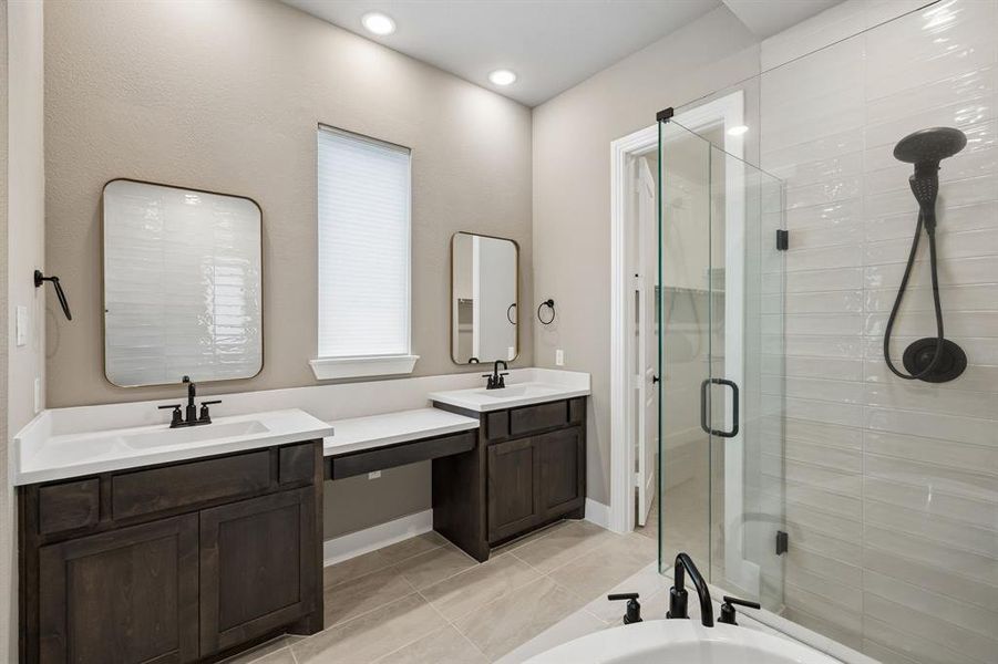 Furnished interior view inside a new home in , Fort Worth (Image 13).