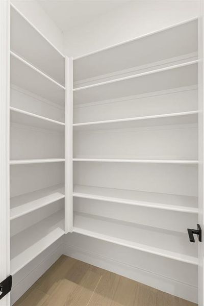 23. 2801 Little Current - Pantry