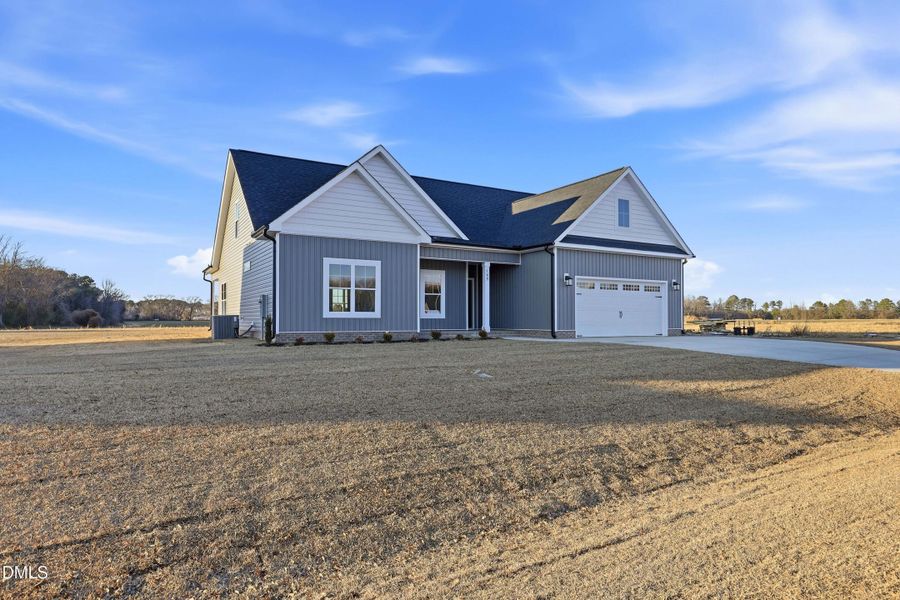 02-109 Mary Hopes Pl-2