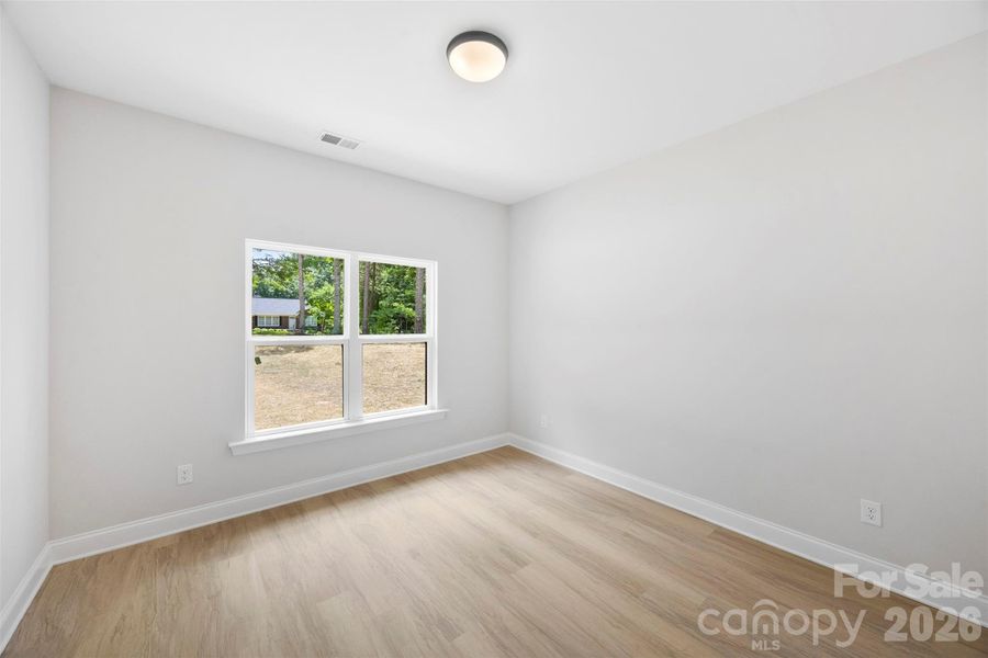 Spacious, unfurnished interior of a new home in , Gastonia (Image 20).