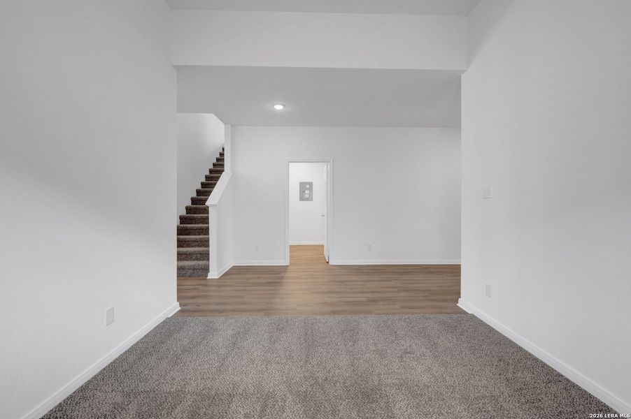 Spacious, unfurnished interior of a new home in Greenspoint Heights, Seguin (Image 26).