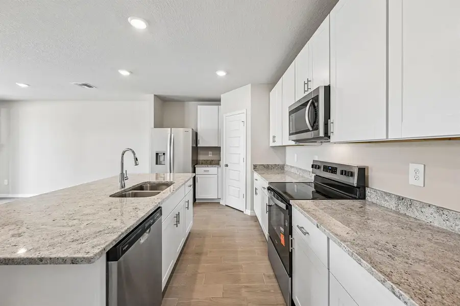 5437 Hampton Park Cir Vero Beach FL (12)