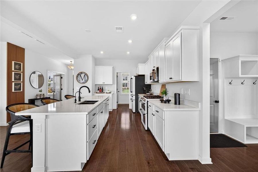 Furnished interior view inside a new home in Sweetbay Farm, Lawrenceville (Image 22).