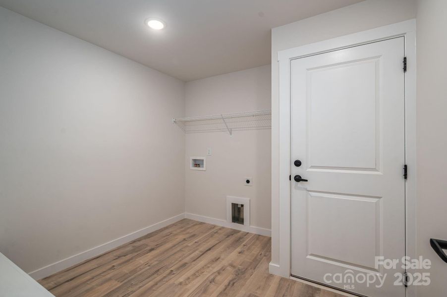 Image 27 of a home in . Image 27 of a home in .