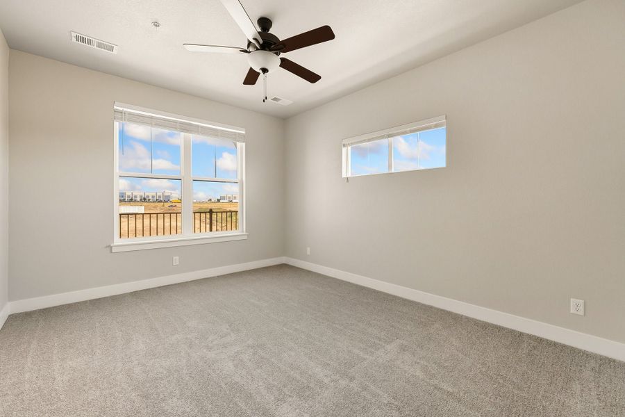 Spacious, unfurnished interior of a new home in The Lakes at Centerra, Loveland (Image 22).