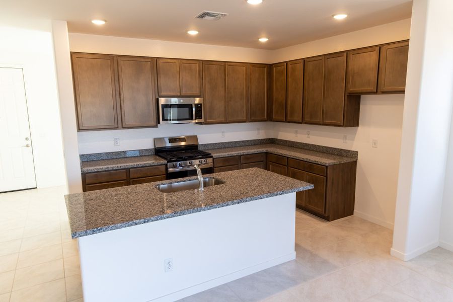 Furnished interior view inside a new home in Rancho Santa Rosa, Maricopa (Image 8).