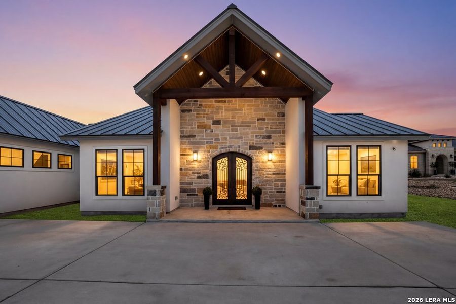 Exterior details and patio area of a home in , Bulverde (Image 31).