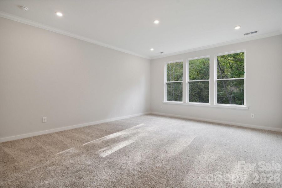 Spacious, unfurnished interior of a new home in Stonemill, Monroe (Image 25).