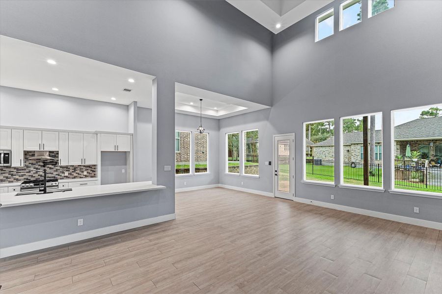 Spacious, unfurnished interior of a new home in , Montgomery (Image 14).