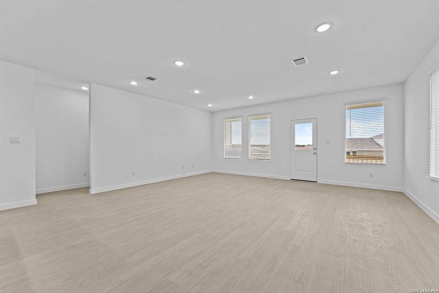 Spacious, unfurnished interior of a new home in Grace Valley, Marion (Image 15).