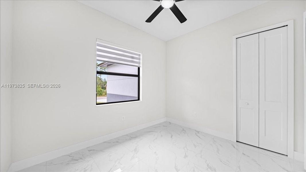 Spacious, unfurnished interior of a new home in , Cape Coral (Image 21).