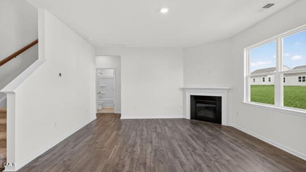 Galvins Ridge_Hayden B_463_White_FP_SPEC Galvins Ridge_Hayden B_463_White_FP_SPEC