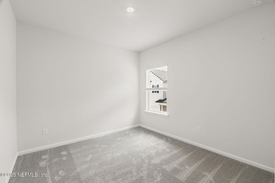 Spacious, unfurnished interior of a new home in Beacon Lake, St. Augustine (Image 23).