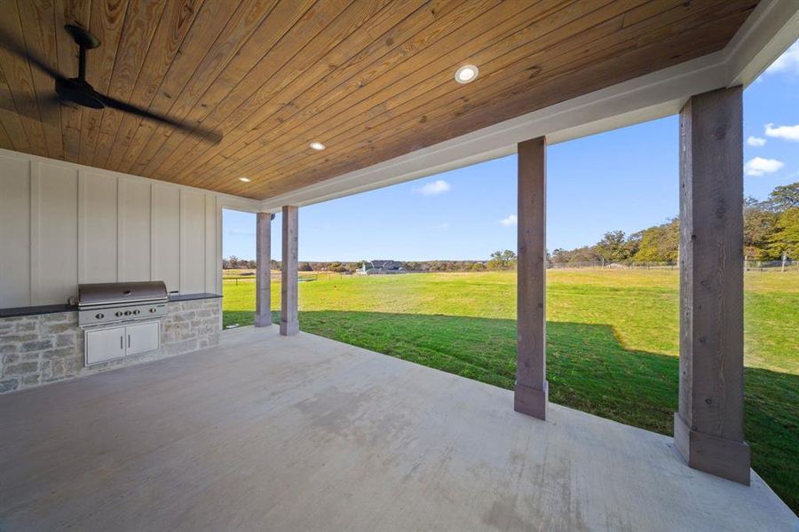 Exterior details and patio area of a home in , Argyle (Image 3).