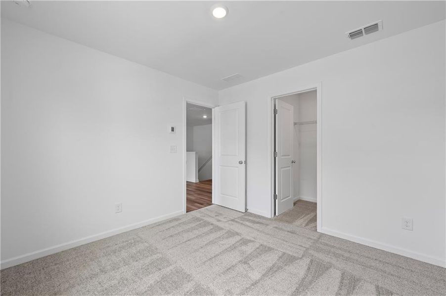 Spacious, unfurnished interior of a new home in Avery Ridge, Gainesville (Image 20).