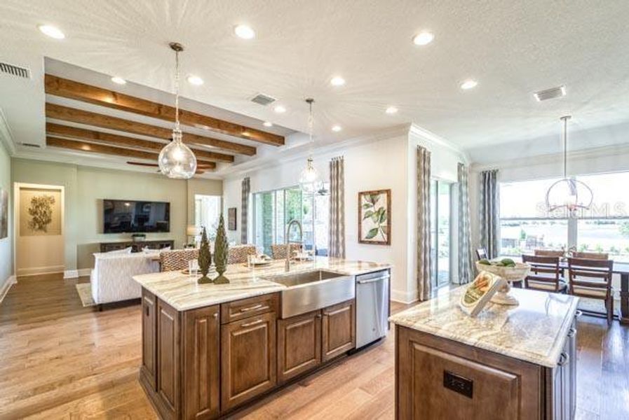 Big Kitchen with Plenty of Counter Space for the Gourmet Chef!