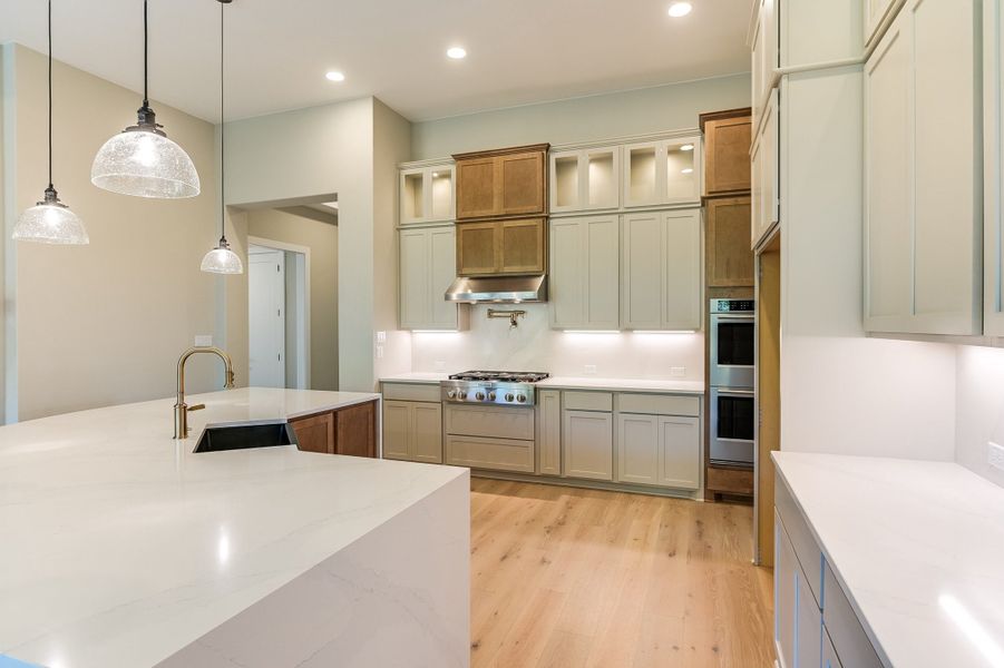 Representative furnished interior of a home built from the Sapphire by Giddens Homes in Riverstone, Georgetown (Image 17).