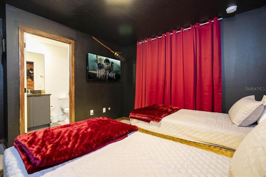 Furnished interior view inside a new home in , Kissimmee (Image 5).