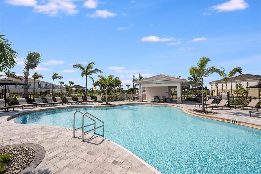 Community amenities in Vinterra Townhomes, Nokomis (Image 40).