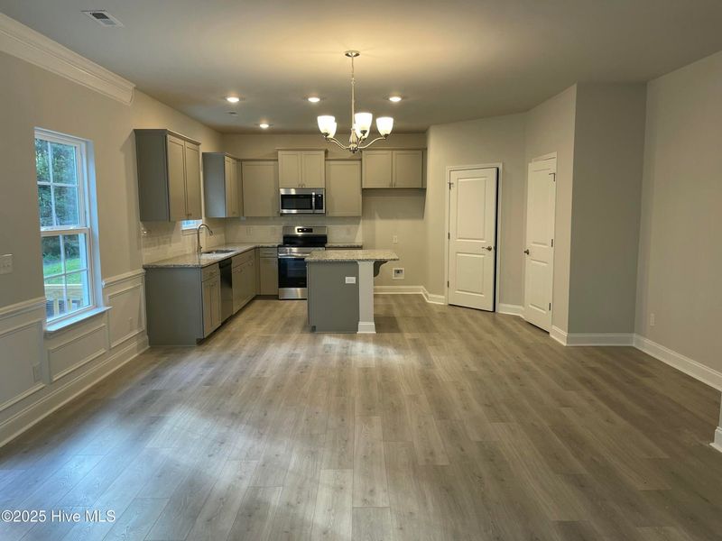 Image 25 of a home in Mill Creek Cove.