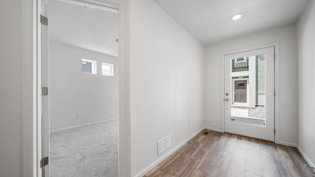 Spacious, unfurnished interior of a new home in Banning Lewis Ranch, Colorado Springs (Image 24). Spacious, unfurnished interior of a new home in Banning Lewis Ranch, Colorado Springs (Image 24).