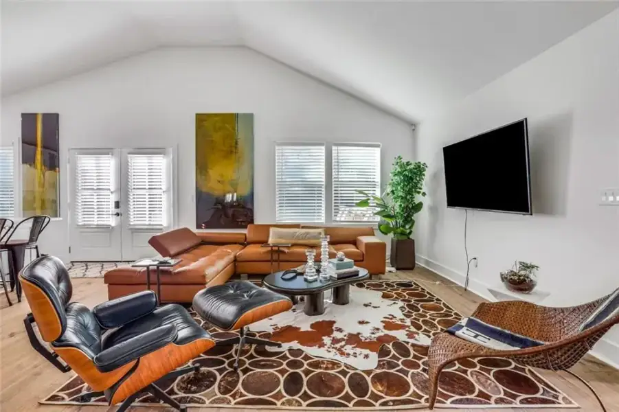 Furnished interior view inside a new home in , Atlanta (Image 9).