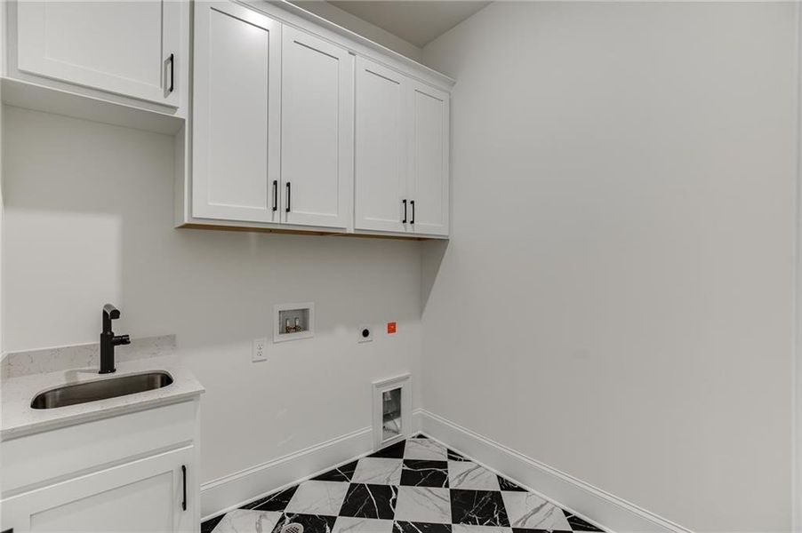 Furnished interior view inside a new home in , Buford (Image 17).