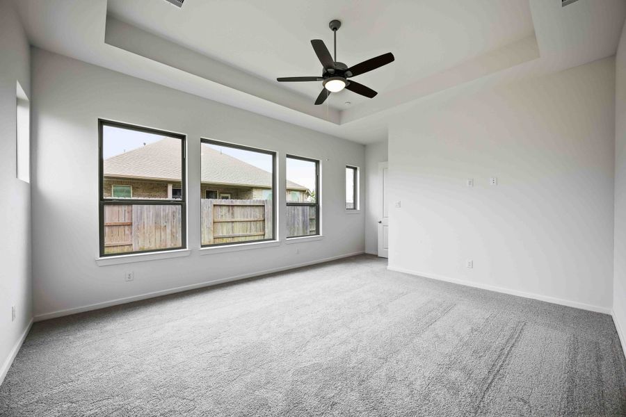 Spacious, unfurnished interior of a new home in Canterra Creek 60', Rosharon (Image 37). Spacious, unfurnished interior of a new home in Canterra Creek 60', Rosharon (Image 37).