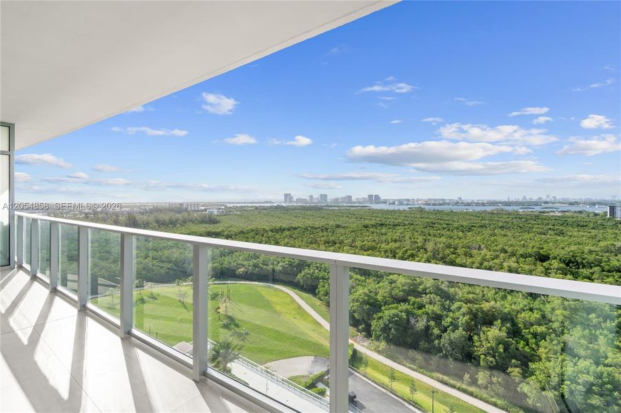 Exterior details and patio area of a home in One Park Tower, Miami (Image 34).