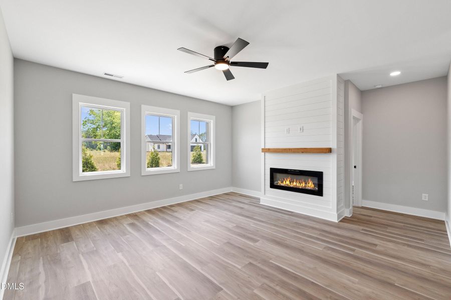 25-4401 Fairhaven Dr W _5615 25-4401 Fairhaven Dr W _5615