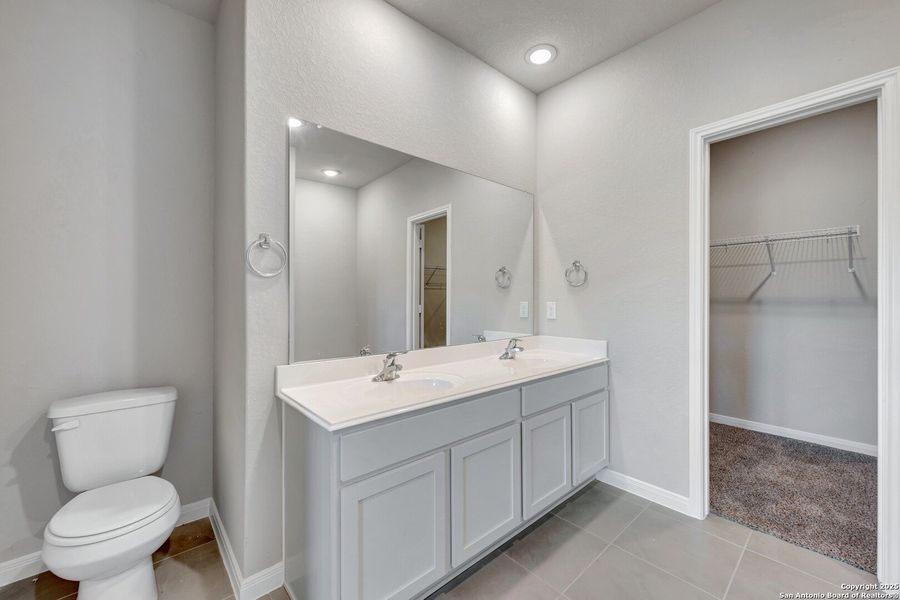 Furnished interior view inside a new home in Paloma Park, Converse (Image 6).