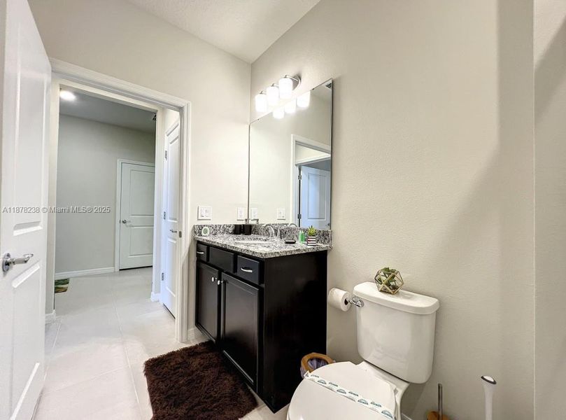 Furnished interior view inside a new home in , Davenport (Image 35).