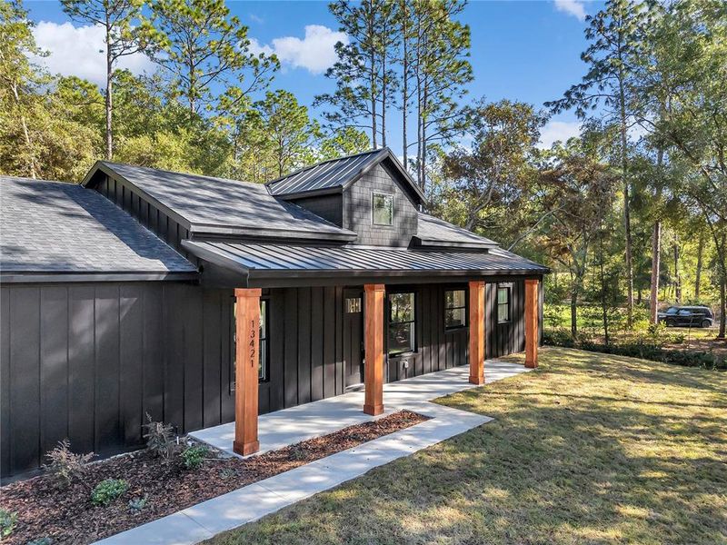 Image 33 of a home in .