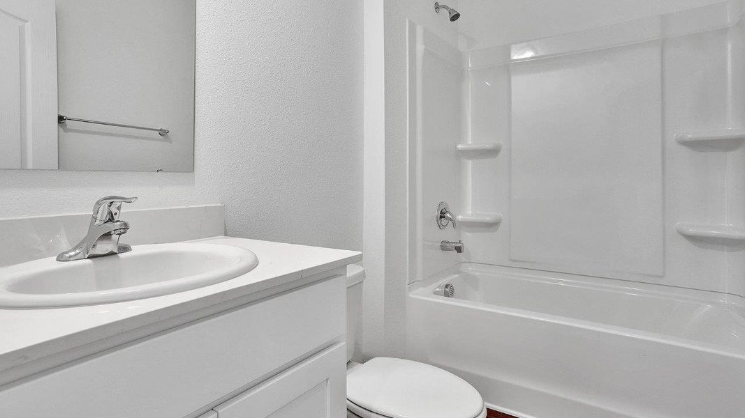 Representative interior finishes for a home built from the Adele+ by D.R. Horton in Liberty Cove, Yulee (Image 16).